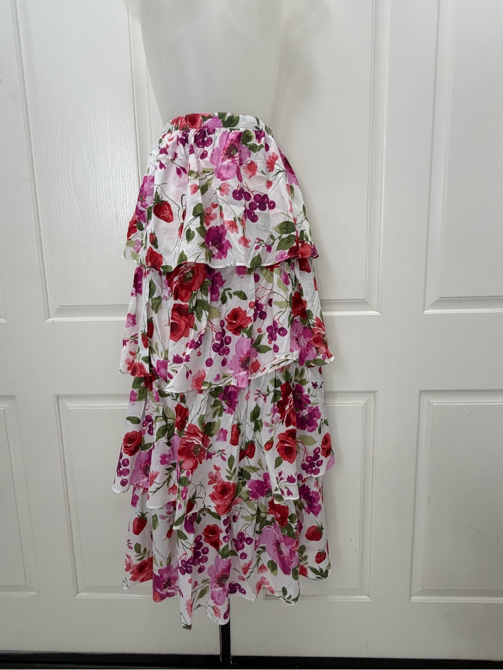 Abercrombie & Fitch Floral Tiered Ruffle Maxi Skirt Sz ST